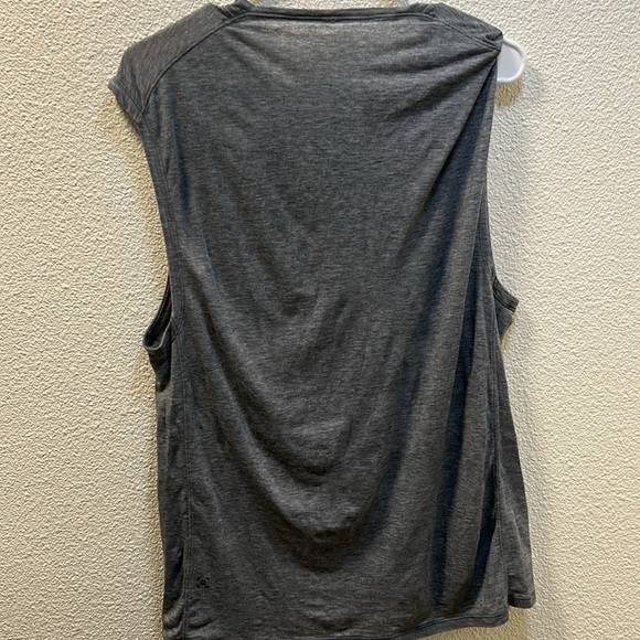 Lululemon men’s drysense mesh sleeveless tank - Picture 3 of 5